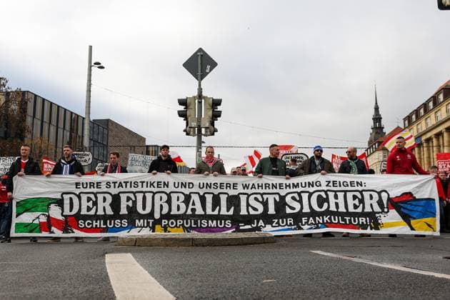 Fandemo on 16 11 2025 in Leipzig Football is safe Football is safe Yes to fan culture Demo MH