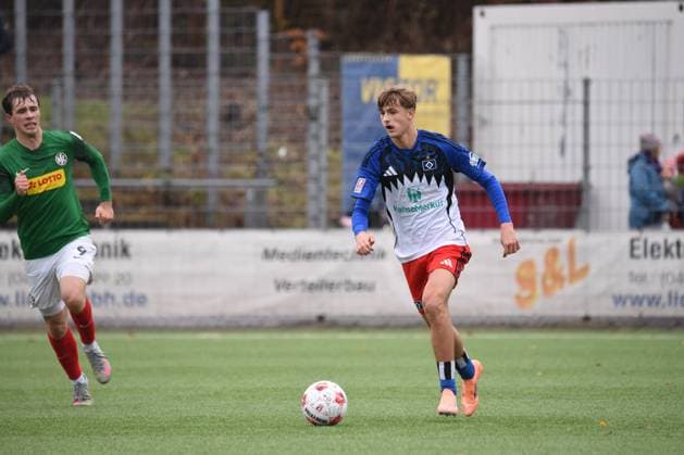 Soccer I Men I Season 2025 2026 I Regionalliga Nord I 19 Matchday I Hamburger SV II U21 HSC Hannover I 16 11 2025 Louis Pepe Lemke 24, HSV, U19 Player For editorial use only Hamburg Stadion Hoheluft, Lokstedter Steindamm 87 Hamburg Germany Copyright: xLobeca RobertoxSeidelx