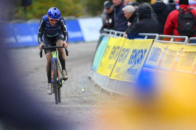 Dutch Lucinda Brand pictured in action during the women elite race of the Flandriencross cyclocross cycling event, stage 3 8 in the X20 Badkamers Trofee competition, Sunday 16 November 2025 in Hamme. DAVIDxPINTENS  x141969173x