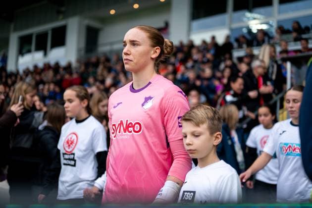 Laura Dick TSG Hoffenheim, 01 , GER, TSG 1899 Hoffenheim vs Eintracht Frankfurt, Football Women DFB Pokal, Round of 16, Season 2025 2026, 16 11 2025 DFB regulations prohibit any use of photographs as image sequences and or quasi video GER, TSG 1899 Hoffenheim vs Eintracht Frankfurt, Football Women DFB Pokal, Round of 16, Season 2025 2026, 16 11 2025 Hoffenheim Copyright: xEibner-Pressefoto Memmlerx EP_MMR