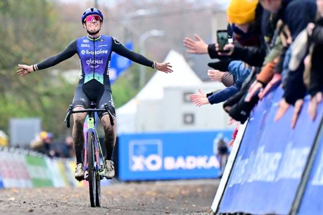X2O Badkamers Trofee 2025-2026 Hamme HAMME, BELGIUM - NOVEMBER 16 : Brand Lucinda of Baloise Glowi Lions wins during the 3rd leg of the Flandriencross X2O Badkamers Trofee 2025-2026 a cyclocross race for Women Elite on November 16, 2025 in Hamme, Belgium, 16 11 2025 ( Hamme Belgium  Copyright: xPeterxDexVoechtx