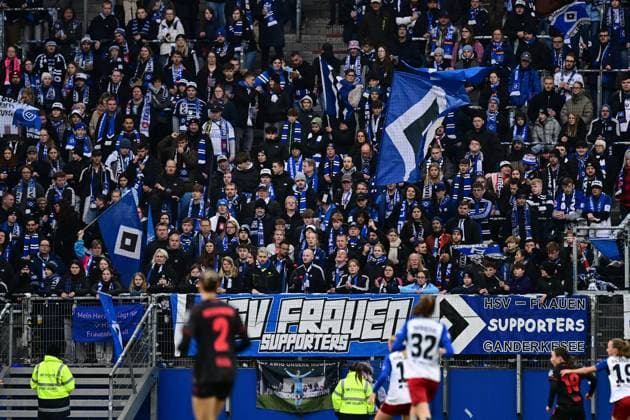 Soccer I Women I Season 2025 2026 I DFB Cup I Round of 16 I Hamburger SV Bayer 04 Leverkusen I 16 11 2025 Hamburger SV Women Fans, Symbol, Symbol Photo, Symbol Image, Symbol, Image Symbol, Representation, Signum, Example Image, Sample Image, Reference Image, Sample Photo, Stock Photo, Archive Photo, Demonstration Photo, Comparison Image Hamburg Volksparkstadion Hamburg Germany Copyright: xLobeca FelixxSchlikisx
