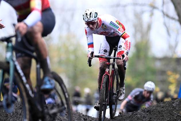 X2O Badkamers Trofee 2025-2026 Hamme HAMME, BELGIUM - NOVEMBER 16 : Vanthourenhout Michael during the 3rd leg of the Flandriencross X2O Badkamers Trofee 2025-2026 a cyclocross race for Men Elite on November 16, 2025 in Hamme, Belgium, 16 11 2025 ( Hamme Belgium  Copyright: xPeterxDexVoechtx