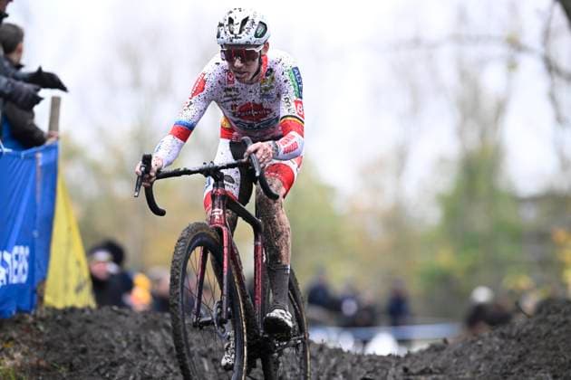 X2O Badkamers Trofee 2025-2026 Hamme HAMME, BELGIUM - NOVEMBER 16 : Vanthourenhout Michael during the 3rd leg of the Flandriencross X2O Badkamers Trofee 2025-2026 a cyclocross race for Men Elite on November 16, 2025 in Hamme, Belgium, 16 11 2025 ( Hamme Belgium  Copyright: xPeterxDexVoechtx