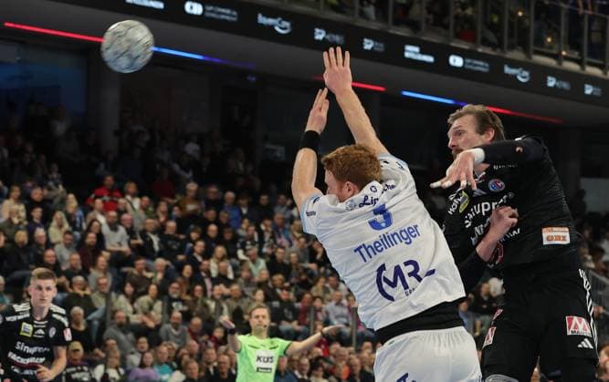 16 11 2025 Handball 1 Bundesliga DAIKIN HBL Season 2025 2026 12 Matchday HC Erlangen Metropolregion Nuremberg HCE TBV Lemgo Lippe DaMa xdaxmax Nicolai Theilinger 3, TBV Lemgo Antonio Metzner 27, HC Erlangen HCE