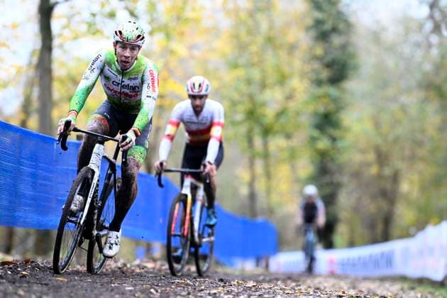 X2O Badkamers Trofee 2025-2026 Hamme HAMME, BELGIUM - NOVEMBER 16 : Sweeck Laurens of Crelan - Corendon during the 3rd leg of the Flandriencross X2O Badkamers Trofee 2025-2026 a cyclocross race for Men Elite on November 16, 2025 in Hamme, Belgium, 16 11 2025 ( Hamme Belgium  Copyright: xPeterxDexVoechtx