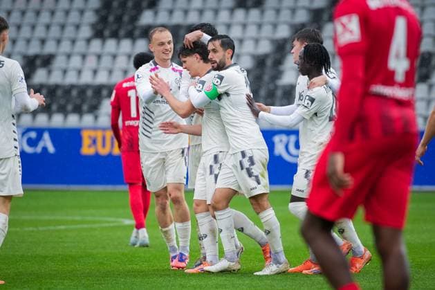 Germany, Football, Regionalliga Südwest, Season 2025 2026, Matchday 17 SC Freiburg II vs 1 FSV Mainz 05 II Dreisamstadion Freiburg Daniel Gleiber Goal, Freiburg Dreisamstadion Baden Württemberg Germany Copyright: xFINLEYxMÖRCHx
