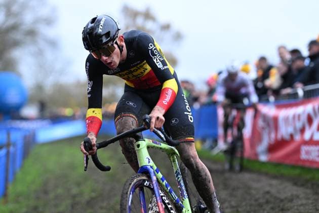 Belgian Thibau Nys pictured in action during the men elite race of the Flandriencross cyclocross cycling event, stage 3 8 in the X20 Badkamers Trofee competition, Sunday 16 November 2025 in Hamme. DAVIDxPINTENS  x141982256x