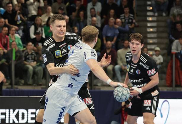 16 11 2025 Handball 1 Bundesliga DAIKIN HBL Season 2025 2026 12 Matchday HC Erlangen Metropolregion Nuremberg HCE TBV Lemgo Lippe DaMa xdaxmax Christoph Steinert 44, HC Erlangen HCE Lukas Hutecek 2, TBV Lemgo