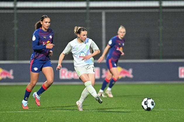 Soccer I Women I Season 2025 2026 I DFB Cup I RB Leipzig SV Werder Bremen I 16 11 2025 Chiara Anna D Angelo 2, SV Werder Bremen plays the ball Leipzig RB Training Center, Cottaweg 7 Saxony Germany Copyright: xLobeca InesxHähnelx