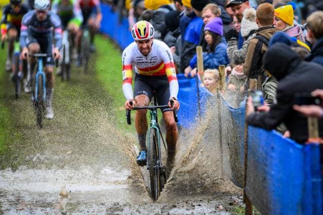 Spanish Felipe Orts Lloret pictured in action during the men elite race of the Flandriencross cyclocross cycling event, stage 3 8 in the X20 Badkamers Trofee competition, Sunday 16 November 2025 in Hamme. DAVIDxPINTENS  x141993167x