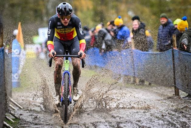 Belgian Thibau Nys pictured in action during the men elite race of the Flandriencross cyclocross cycling event, stage 3 8 in the X20 Badkamers Trofee competition, Sunday 16 November 2025 in Hamme. DAVIDxPINTENS  x141993230x