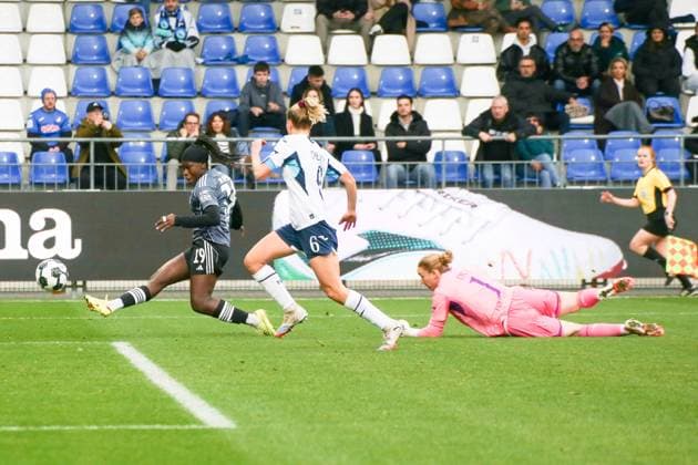 16 11 2025, xgrfx, Soccer DFB Cup Women Round of 16 , TSG Hoffenheim Eintracht Frankfurt v l Goal, Nicole Anyomi Eintracht Frankfurt DFL DFB REGULATIONS PROHIBIT ANY USE OF PHOTOGRAPHS as IMAGE SEQUENCES and or QUASI VIDEO Dietmar Hopp Stadion