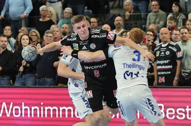16 11 2025 Handball 1 Bundesliga DAIKIN HBL Season 2025 2026 12 Matchday HC Erlangen Metropolregion Nuremberg HCE TBV Lemgo Lippe DaMa xdaxmax Sander Andreassen Overjordet 8, HC Erlangen HCE Nicolai Theilinger 3, TBV Lemgo