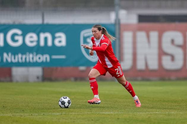 Vanessa Gilles FC Bayern Muenchen, 02 , GER, FC Ingolstadt 04 vs FC Bayern Muenchen, Football, DFB Pokal Frauen, Achtelfinale, Saison 2025 2026, 16 11 2025, DFB REGULATIONS PROHIBIT ANY USE OF PHOTOGRAPHS AS IMAGE SEQUENCES AND OR QUASI VIDEO, GER, FC Ingolstadt 04 vs FC Bayern Muenchen, Football, DFB Pokal Frauen, Achtelfinale, Saison 2025 2026, 16 11 2025 Ingolstadt Copyright: xEibner-Pressefoto JennixMaulx EP_JML