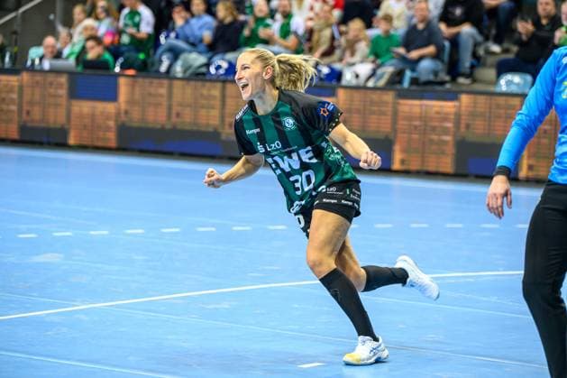 Handball Women EHF European League Women Qualification Round 3 Season 2025 2026 HC Dalmatinka Ploce vs VfL Oldenburg 16 11 2025 Jenny Behrend 30, VfL Oldenburg Joy, jubilation after a goal