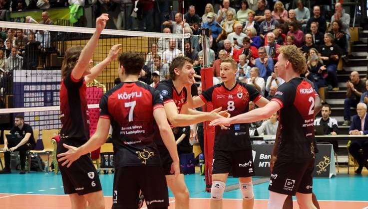 Ludwigsburg , Volleyball Bundesliga , Barock Volleys MTV Ludwigsburg vs cerebricks VOLLEY GOATS Mitteldeutschland , Jubel Ludwigsburg , center Jan Huber