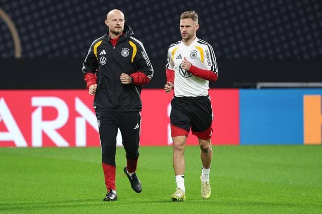 UEFA European Qualifiers World Cup Qualifiers 25 26 Final training ahead of Germany Slovakia on 16 11 2025 at the Red Bull Arena in Leipzig Joshua Kimmich Germany 6 with light running training MH