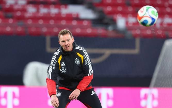 Germany Slovakia training Leipzig, 16 11 2025, Matchday 1, Red Bull Arena, Final training, before the World Cup qualifier BR Germany vs Slovakia on 17 11 2025 , In the picture national coach Julian Nagelsmann Germany , Picture Point