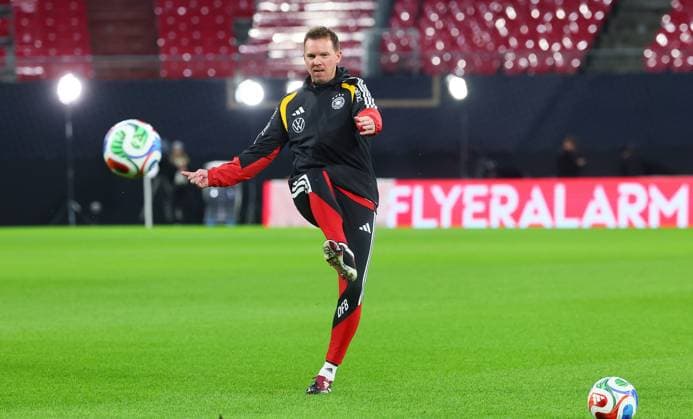 Germany Slovakia training Leipzig, 16 11 2025, Matchday 1, Red Bull Arena, Final training, before the World Cup qualifier BR Germany vs Slovakia on 17 11 2025 , In the picture national coach Julian Nagelsmann Germany , Picture Point