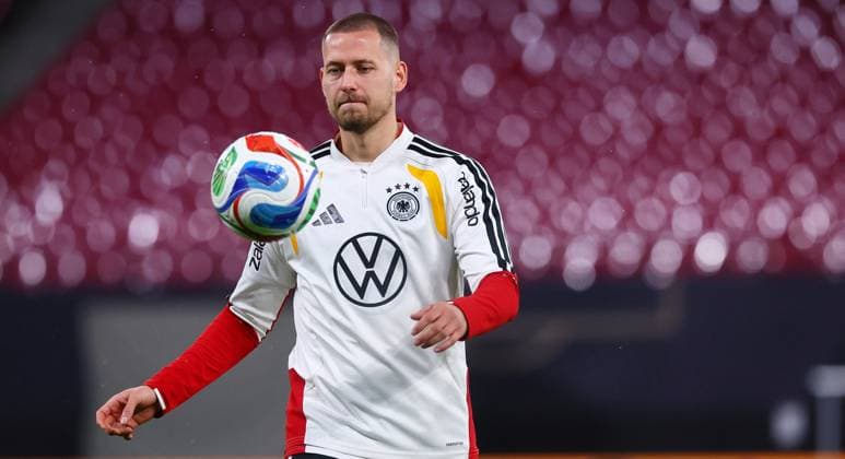 Germany Slovakia Training Leipzig, 16 11 2025, Matchday 1, Red Bull Arena, Final training, before the World Cup Qualifier BR Germany vs Slovakia on 17 11 2025 , In the picture Waldemar Anton 3, DEU , Picture Point