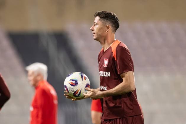 2025.11.16 Malta Pilka nozna Kwalifikacje Mistrzostw Swiata 2026 Trening i konferencja przed Malta - Polska N z Robert Lewandowski, Trening Reprezentacji Foto Marcin Karczewski PressFocus 2025.11.16 Malta Football - FIFA World Cup, WM, Weltmeisterschaft, Fussball 2026 Qualifying round Malta - Poland Robert Lewandowski, Trening Reprezentacji Credit: Marcin Karczewski PressFocus NEWSPIX.PL --- newspix.pl 