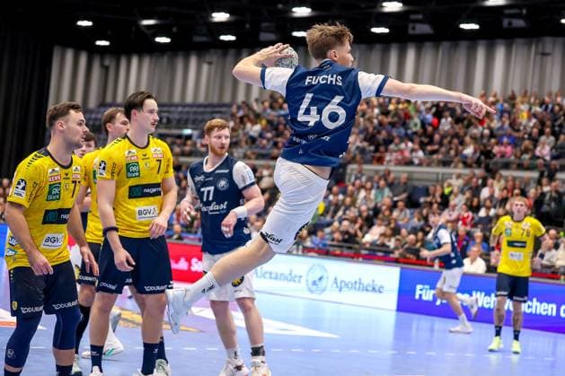 16 11 2025, Handball, HBL, Bergischer HC Rhein Neckar Löwen, Mitsubishi Electric HALLE Düsseldorf Julian Fuchs BHC 46 North Rhine-Westphalia Germany