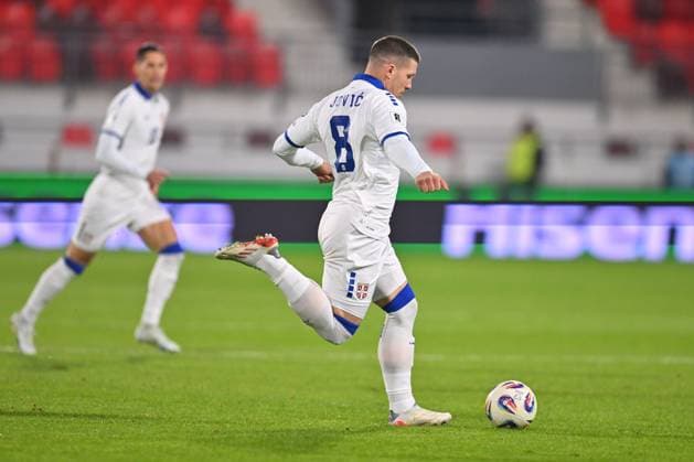 SERBIA vs LATVIA LUKA JOVIC football Serbia vs Latvia FIFA World Cup, WM, Weltmeisterschaft, Fussball qualification match at Dubocica stadiuim , Leskovac 16.11.2025 Foto: FOOTBALL, SERBIA, LATVIA, FIFA WORLD CUP QUALIFICATIONS MATCH Leskovac Dubocica stadium Serbia Copyright: xMarkoxMetlas xMNxPressx