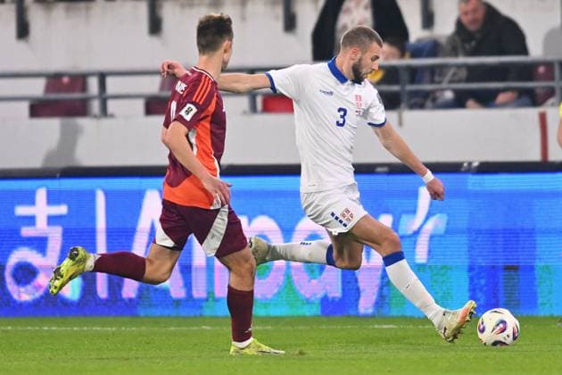 SERBIA vs LATVIA STRAHINJA PAVLOVIC football Serbia vs Latvia FIFA World Cup, WM, Weltmeisterschaft, Fussball qualification match at Dubocica stadiuim , Leskovac 16.11.2025 Foto: FOOTBALL, SERBIA, LATVIA, FIFA WORLD CUP QUALIFICATIONS MATCH Leskovac Dubocica stadium Serbia Copyright: xMarkoxMetlas xMNxPressx