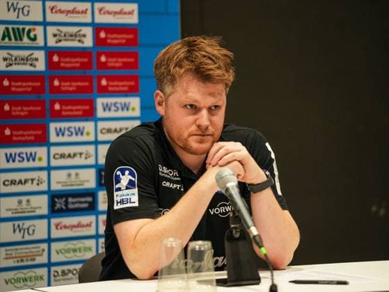 Markus Puetz Co Coach, Bergischer HC is satisfied with the performance Bergischer HC vs Rhein Neckar Loewen, Handball, 1 Bundesliga, Matchday 12, Season 2025 2026, 16 11 2025 Bergischer HC vs Rhein Neckar Loewen, Handball, 1 Bundesliga, Matchday 12, Season 2025 2026, 16 11 2025 Duesseldorf Copyright: xEibner-Pressefoto DamianxKruczynx EP_DKI
