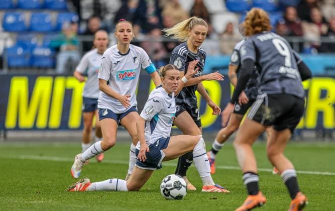 DEU, Wolfsburg, TSG Hoffenheim vs Eintracht Frankfurt, DFB Pokal der Frauen, DFB, Saison 2526, Dietmar Hopp Stadion, Achtelfinale im Bild Rebecka Blomqvist Eintracht Frankfurt 28 DFB DFL REGULATIONS PROHIBIT ANY USE OF PHOTOGRAPHS AS IMAGE SEQUENCES AND OR QUASI VIDEO, 16 11 2025 Copyright: HMBxMedia HendrikxHamelau