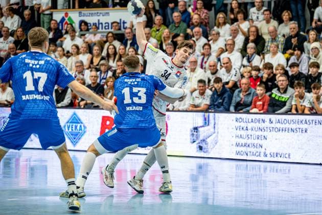 2 Handball Bundesliga TV Hüttenberg Dessau Roßlauer HV, 16 11 25 Paul Kompenhans TV Hüttenberg, 34 , Valentin Neagu Dessau Roßlauer HV 06, 13 , Luka Baumgart Dessau Roßlauer HV 06, 17 2 Handball Bundesliga TV Hüttenberg Dessau Roßlauer HV Hüttenberg, 16 11 25 Copyright: xBEAUTIFULxSPORTS Roeczeyx