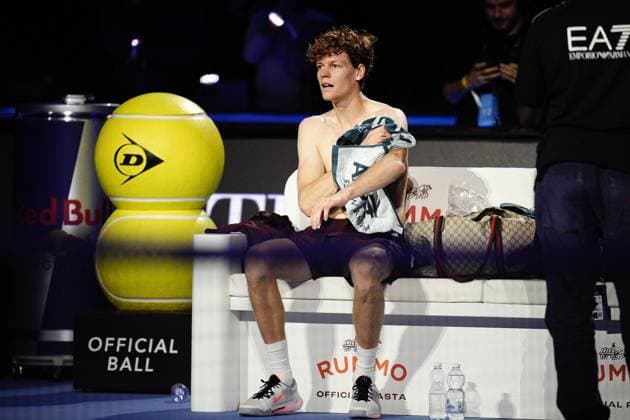 Italy s Jannik Sinner reacts after winning the singles final tennis match of the ATP, Tennis Herren World Tour Finals against Spain s Carlos Alcaraz at the Inalpi Arena in Turin, Italy - Sunday, Nov. 16, 2025. - Tennis  Copyright: xMarcoxAlpozzi LaPressex