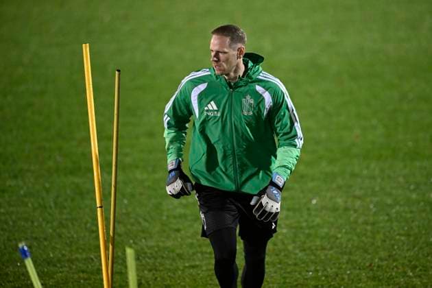 Belgium v Liechtenstein - FIFA World Cup, WM, Weltmeisterschaft, Fussball 2026 UEFA Qualifier - Media Activities 16 11 2025 ILIEGE, BELGIUM - NOVEMBER 16 : Sels Matz goalkeeper of Belgium pictured during a training session of the Belgian National Football team prior to the FIFA World Cup 2026 European Qualifiers match between Belgium and Liechtenstein on November 16, 2025 in Liege, Belgium, 16 11 2025 Liege Belgium  Copyright: xTomasxSiskx