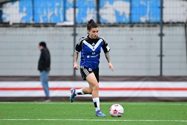 Soccer I Women I Season 2025 2026 I Regionalliga Nord I Matchday 10 I FC St Pauli Hamburger SV U20 I 16 11 2025 Debora Vinci 19, Hamburger SV U20 Hamburg Stadion an der Feldstraße Hamburg Germany Copyright: xLobeca FelixxSchlikisx