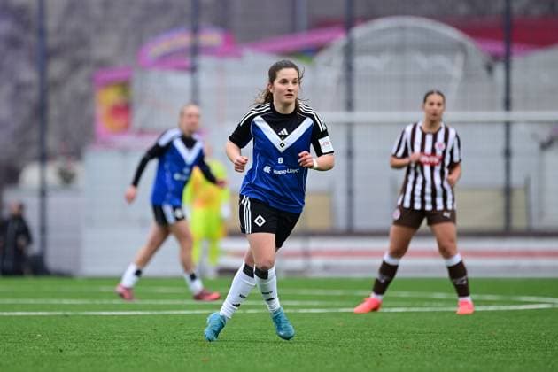 Soccer I Women I Season 2025 2026 I Regionalliga Nord I 10 Matchday I FC St Pauli Hamburger SV U20 I 16 11 2025 Tarah Fee Burmann 8, Hamburger SV U20 Hamburg Stadion an der Feldstraße Hamburg Germany Copyright: xLobeca FelixxSchlikisx