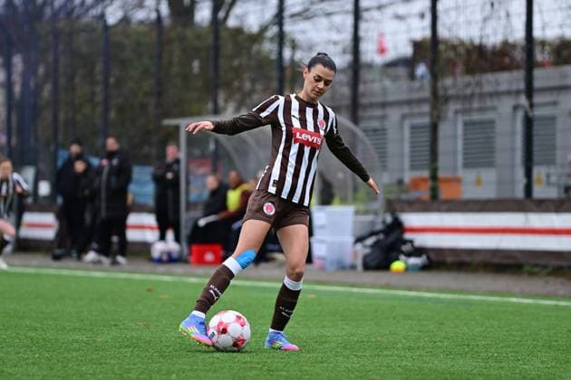 Soccer I Women I Season 2025 2026 I Regionalliga Nord I 10 Matchday I FC St Pauli Hamburger SV U20 I 16 11 2025 Gianna Nicoleit 3, FC St Pauli Hamburg Stadion an der Feldstraße Hamburg Germany Copyright: xLobeca FelixxSchlikisx