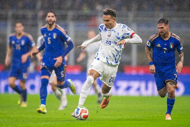 251116 Antonio Nusa of Norway during the FIFA World Cup, WM, Weltmeisterschaft, Fussball Qualifier football match between Italy and Norway on November 16, 2025 in Milan. Photo: Vegard Grott BILDBYRAN kod VG VG0836 bbeng fotball football soccer fotboll fifa world cup qualifiers european qualifiers 2026 uefa world cup qualifiers vm-kvalifisering vm kvalik vm kval norge norway italien italia italy milano  Copyright: VEGARDxGRoTT BB251116VG045