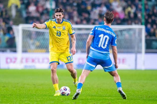 2025.11.16 Warszawa pilka nozna Kwalifikacje Mistrzostw Swiata 2026 Ukraina - Islandia N z Ilya Zabarnyi Foto Gleb Soboliev PressFocus 2025.11.16 Warszawa Football - FIFA World Cup, WM, Weltmeisterschaft, Fussball 2026 Qualifying round Ukraine - Island Ilya Zabarnyi Credit: Gleb Soboliev PressFocus NEWSPIX.PL --- newspix.pl 