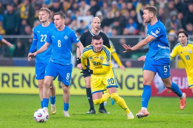 2025.11.16 Warszawa pilka nozna Kwalifikacje Mistrzostw Swiata 2026 Ukraina - Islandia N z Oleksandr Zubkov Ãsak Johannesson Sverrir Ingi Ingason Foto Gleb Soboliev PressFocus 2025.11.16 Warszawa Football - FIFA World Cup, WM, Weltmeisterschaft, Fussball 2026 Qualifying round Ukraine - Island Oleksandr Zubkov Ãsak Johannesson Sverrir Ingi Ingason Credit: Gleb Soboliev PressFocus NEWSPIX.PL --- newspix.pl 