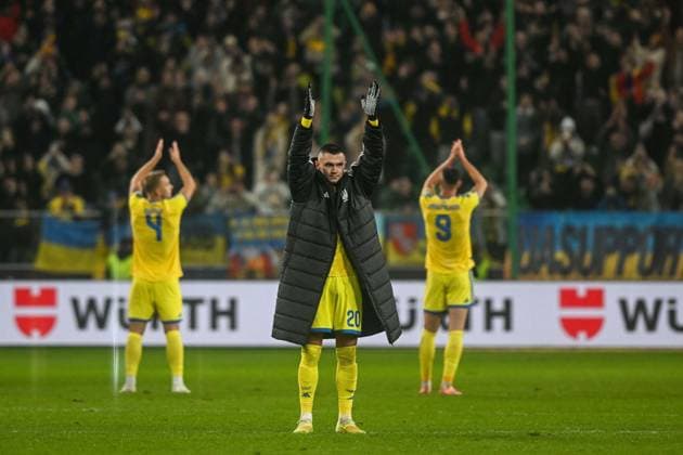 WARSZAWA 16.11.2025 MECZ 6. KOLEJKA GRUPA d ELIMINACJE DO MISTRZOSTW SWIATA 2026: UKRAINA - ISLANDIA --- FIFA World Cup, WM, Weltmeisterschaft, Fussball 2026 QUALIFYING ROUND GROUP G MATCH IN WARSAW: UKRAINE - ICELAND OLEKSANDR ZUBKOV RADOSC CELEBRATION FOT. JACEK PRONDZYNSKI FOTOPYK NEWSPIX.PL --- newspix.pl 