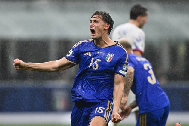 Pio Esposito (ITA) celebrates after scoring the goal of 1-0 during during the FIFA 2026 World Cup Qualifying Round Matchday 10 between Italy and Norway at San Siro Stadium on November 16, 2025 in Milan, Italy.  Copyright: xDomenicoxCippitelli IPAxSportx xipa-agency.netx xx IPA_68033265 IPA_Agency_IPA68033265