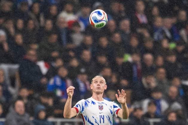 251116 Julian Ryerson of Norway during the FIFA World Cup Qualifier football match between Italy and Norway on November 16, 2025 in Milan Photo Vegard Grott BILDBYRAN kod VG VG0836 bbeng fotball football soccer fotboll fifa world cup qualifiers european qualifiers 2026 uefa world cup qualifiers vm kvalifisering vm kvalik vm kval norway italien italia italy milano  Copyright: VEGARDxGRoTT BB251116VG067
