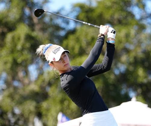 BELLEAIR, FL - NOVEMBER 16: LPGA, Golf Damen golfer Nelly Korda plays her tee shot on the first hole during the final round of The Annika driven by Gainbridge at Pelican on November 16, 2025, at the Pelican Golf Club in Belleair, Florida. (Photo by Brian Spurlock Icon Sportswire). GOLF: NOV 16 LPGA The ANNIKA EDITORIAL USE ONLY Icon25111648