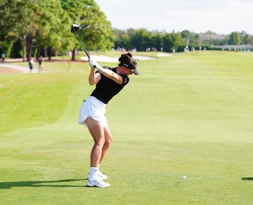 BELLEAIR, FL - NOVEMBER 16: LPGA, Golf Damen player Linn Grant plays her tee shot on the second hole during the final round of The Annika driven by Gainbridge at Pelican on November 16, 2025, at the Pelican Golf Club in Belleair, Florida. (Photo by Brian Spurlock Icon Sportswire). GOLF: NOV 16 LPGA The ANNIKA EDITORIAL USE ONLY Icon25111660