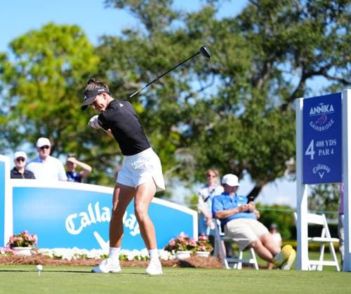 BELLEAIR, FL - NOVEMBER 16: LPGA, Golf Damen player Linn Grant plays her tee shot on the 4th hole during the final round of The Annika driven by Gainbridge at Pelican on November 16, 2025, at the Pelican Golf Club in Belleair, Florida. (Photo by Brian Spurlock Icon Sportswire). GOLF: NOV 16 LPGA The ANNIKA EDITORIAL USE ONLY Icon25111662