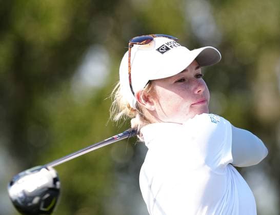 BELLEAIR, FL - NOVEMBER 16: LPGA, Golf Damen player Brooke Matthews plays her tee shot on the first hole during the final round of The Annika driven by Gainbridge at Pelican on November 16, 2025, at the Pelican Golf Club in Belleair, Florida. (Photo by Brian Spurlock Icon Sportswire). GOLF: NOV 16 LPGA The ANNIKA EDITORIAL USE ONLY Icon25111683
