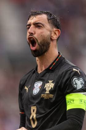 Bruno Fernandes celebrating during World Cup 2026 European qualification game between national teams of Portugal and Armenia (Bernardo Benjamim Ball Raw Images) Porto Estadio do Dragao Portugal Copyright: xBernardoxBenjamimx BERBEM_POR_MON-13