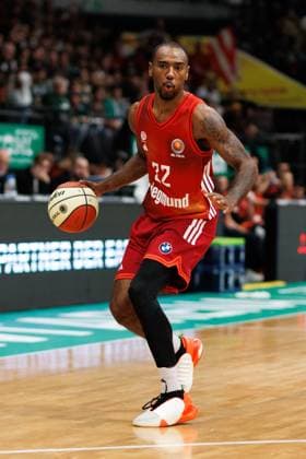 Isiaha Mike FC Bayern Basketball with ball, Vet Concept Gladiators Trier vs FC Bayern Basketball, Basketball, BBL Cup, Quarterfinals, Season 2025 2026, 16 11 2025 Vet Concept Gladiators Trier vs FC Bayern Basketball, Basketball, BBL Cup, Quarterfinals, Season 2025 2026, 16 11 2025 Copyright: xEibner-Pressefoto AlexanderxNeisx EP_ANS