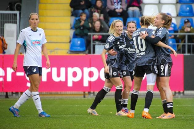 16 11 2025, xgrfx, Soccer DFB Pokal Women Round of 16 , TSG Hoffenheim Eintracht Frankfurt v l Goal, Geraldine Reuteler Eintracht Frankfurt DFL DFB REGULATIONS PROHIBIT ANY USE OF PHOTOGRAPHS as IMAGE SEQUENCES and or QUASI VIDEO Dietmar Hopp Stadion
